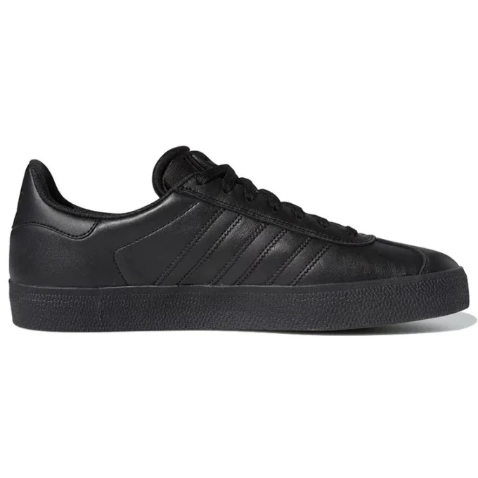 Adidas Gazelle Adv ”Black Gold Metallic”