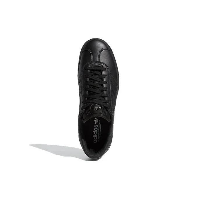 Adidas Gazelle Adv ”Black Gold Metallic”