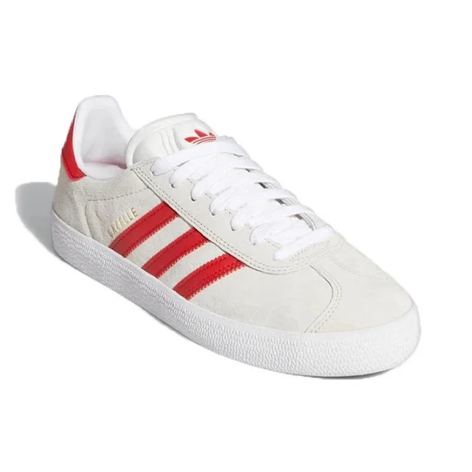 Adidas Gazelle Adv ”Ivory Scarlet”