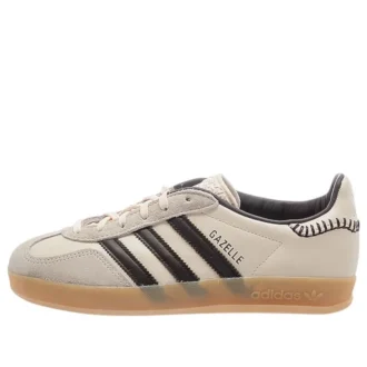 Adidas Gazelle Indoor ”Wonder White Dark Brown Gum Four”