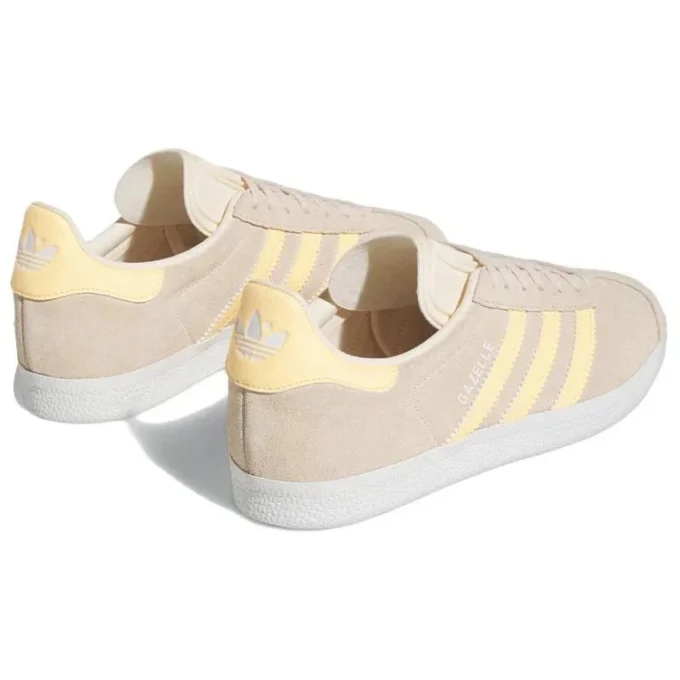 Adidas Gazelle-skor ”Bliss Orange Cloud White”