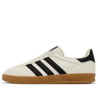 Adidas Gazelle-skor ”Cream White Black Sand”