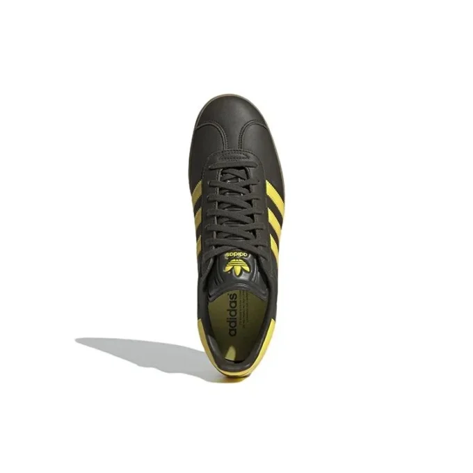 Adidas Gazelle-skor ”Shadow Olive Impact Yellow”