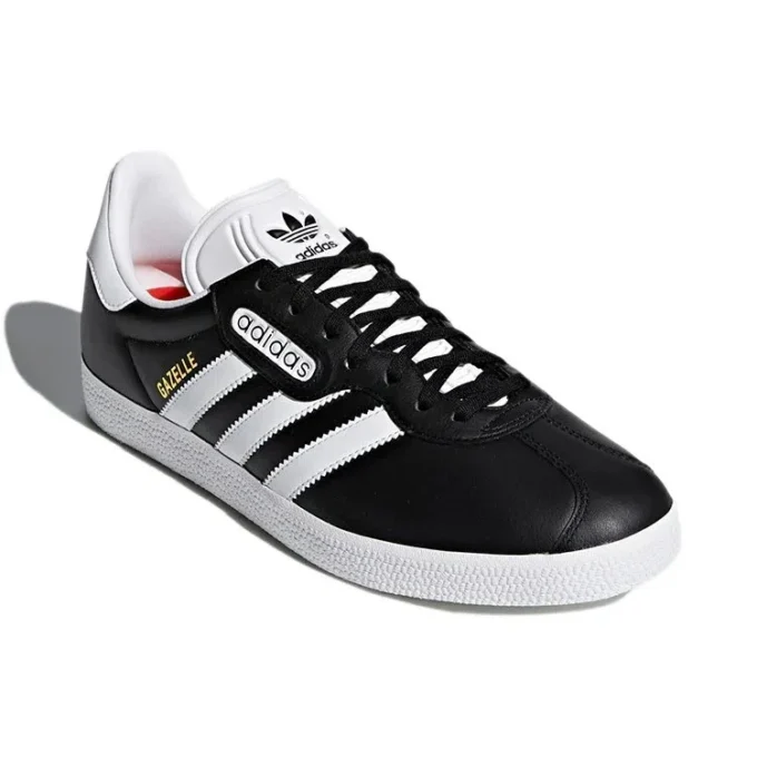 Adidas Gazelle Super Essential ”Svart Vit”